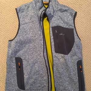 Orvis vest mens size large NWT